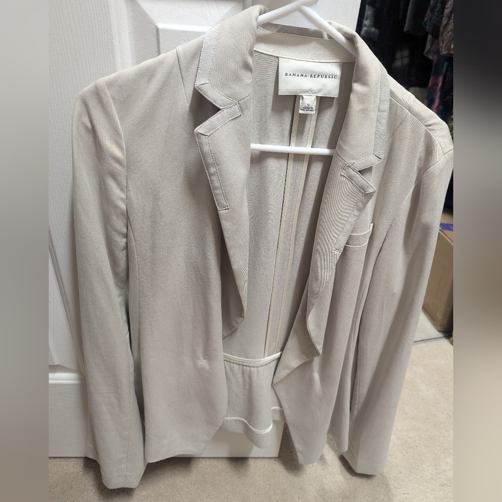 Banana Republic fringe back blazer